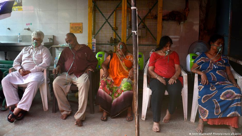 Covid fear returns in Karnataka; Health Department on alert