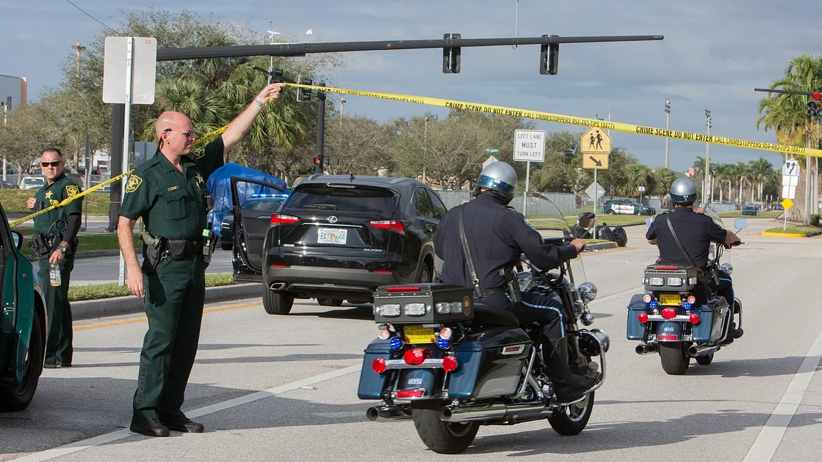 2 dead, over 20 injured in Florida club shooting