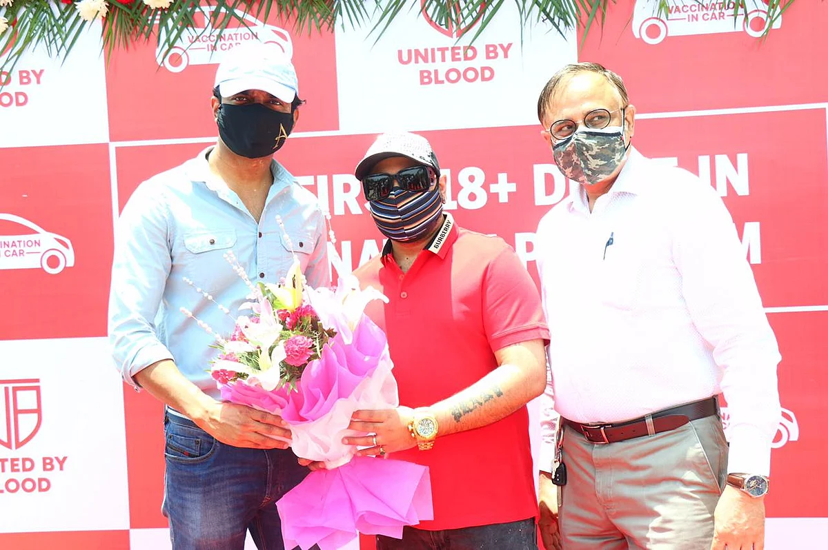 'United By Blood' conducts another instalement of 'vaccination in car' at Mohali mall