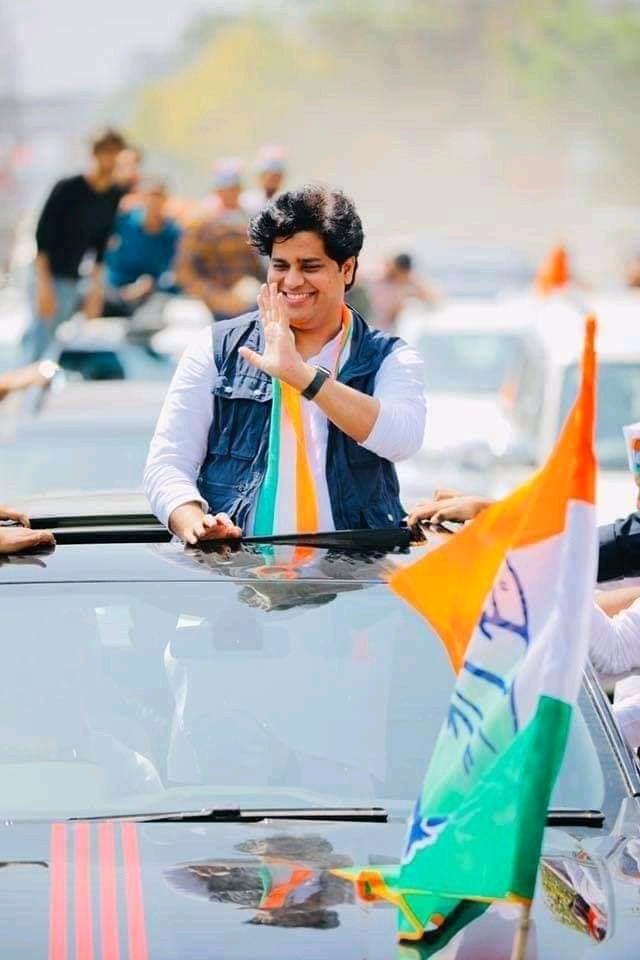 Urdu poet Imran Pratapgarhi appointed Congress minority department chairman