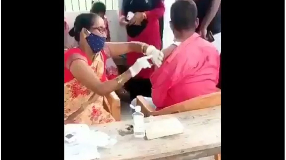Bihar: Nurse injects empty syringe into youth during COVID-19 vaccination drive in Chapra