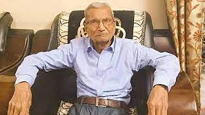 Narayan Dabhadkar