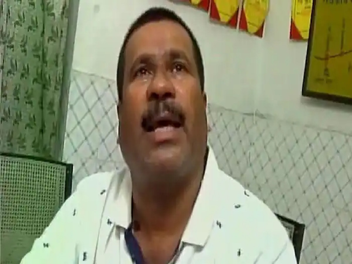 BJP leader stirs pol cauldron in Bihar with vitriolic attack on Nitish; served show-cause
