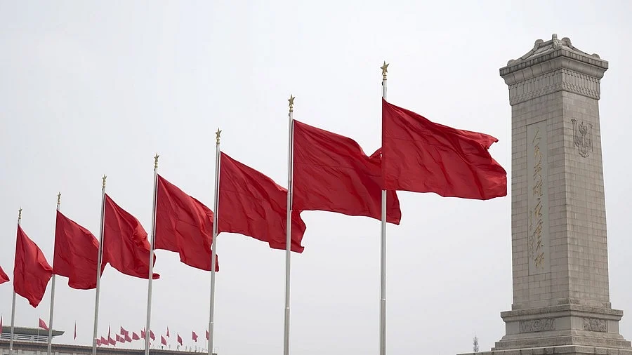 China imposes sanctions on US officials, entities