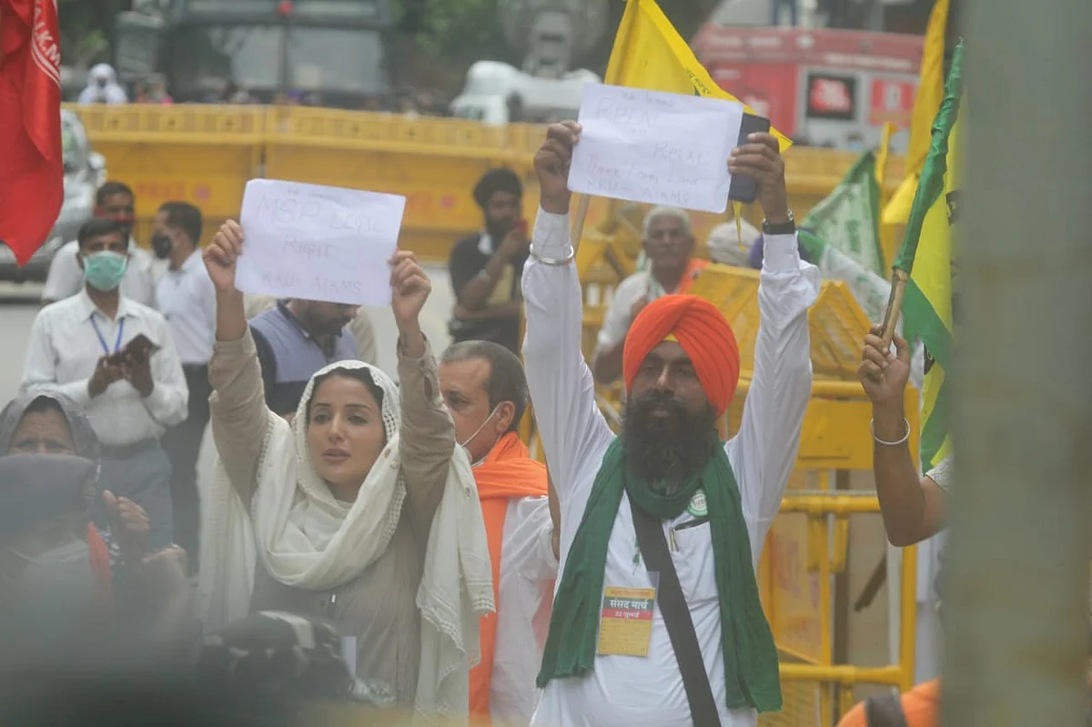200 farmers reach Jantar Mantar for protest against farm laws amid Parliament session