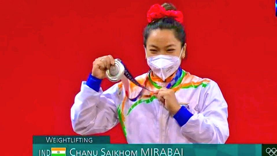 Tendulkar, Shikhar Dhawan lavish praise on Mirabai Chanu