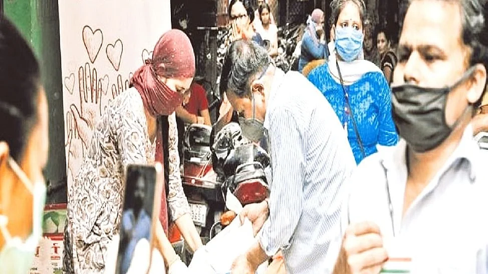 Alumni group unites to save thousands in Bihar from Covid