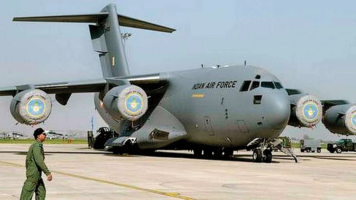 India bringing back its officials from Kabul