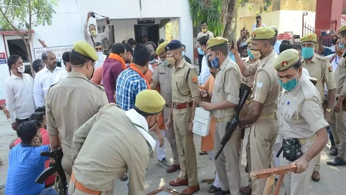 Probe ordered into video where police asks complainant to 'change her route'