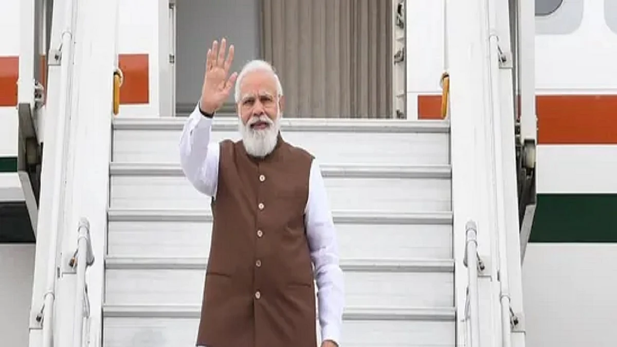 PM leaves for US, says visit occasion to strengthen strategic ties (Photo Courtesy: Twitter/@MEAIndia)