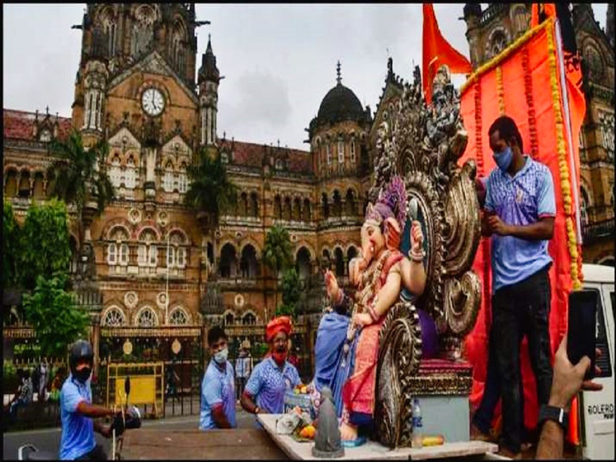 Ganpati festival: Mumbai civic body bans physical darshan, restricts participation in processions