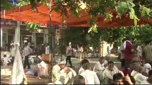 Farmers sit in protest at Karnal DC office enters 2nd day
