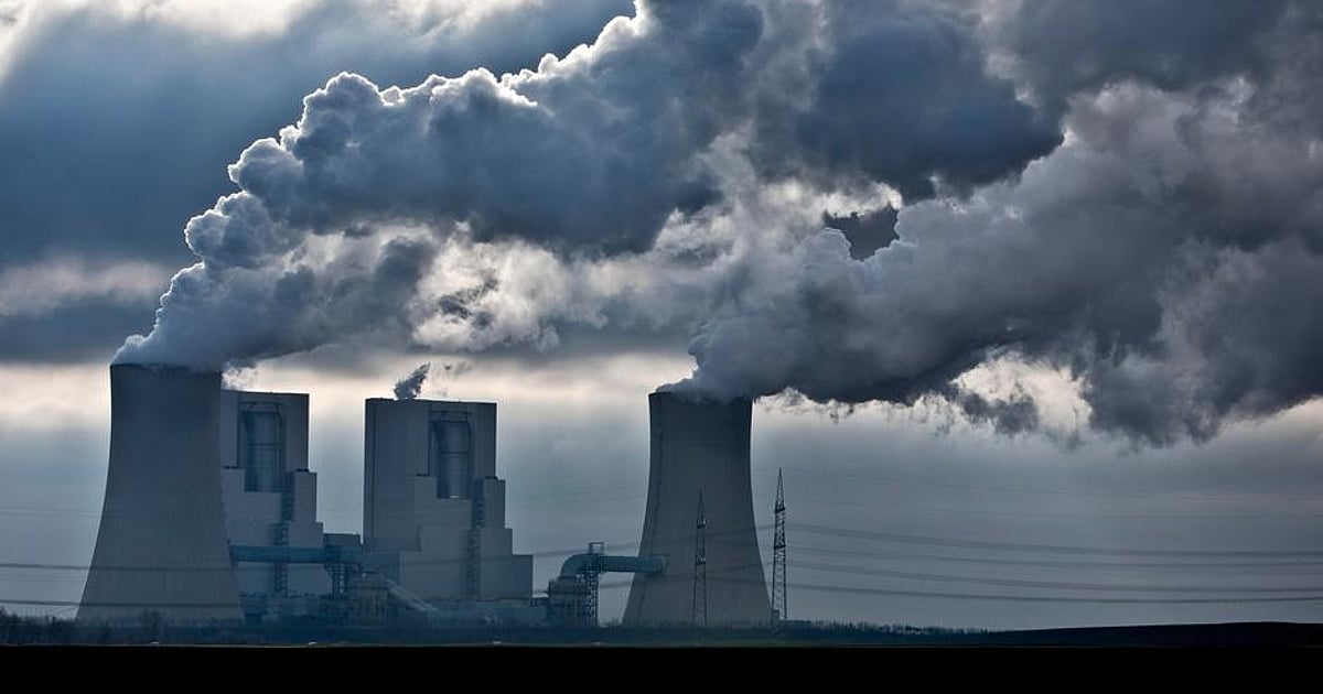 Global catastrophe looms on horizon due to institutional indifference to climate change Global catastrophe looms on horizon due to institutional indifference to climate change