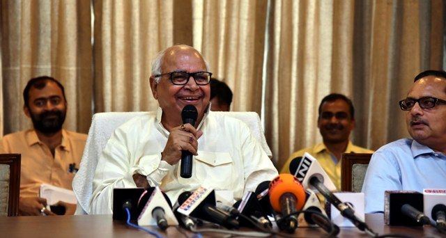 No one becomes great by dressing scantily: UP assembly speaker
