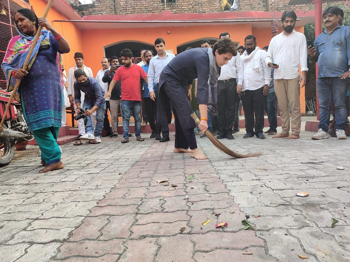 Priyanka picks up broom in Dalit hamlet in response to Yogi's comment