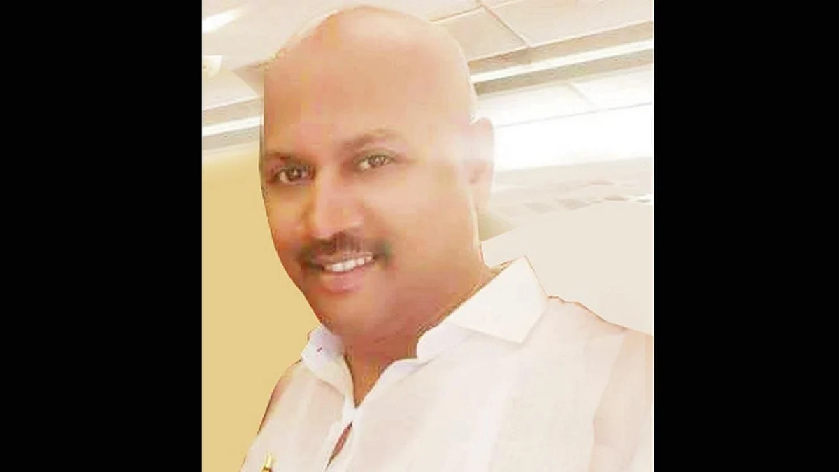 Midnight drama in Lucknow over Gosavi's 'surrender'