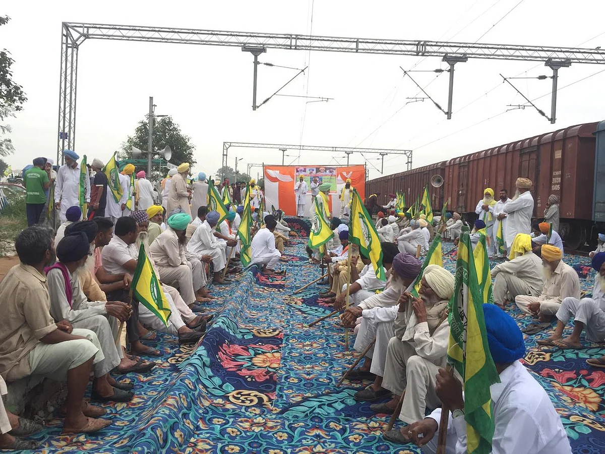 Farmers block train traffic in Punjab, Haryana, UP as part of 'rail roko' stir over Lakhimpur incident