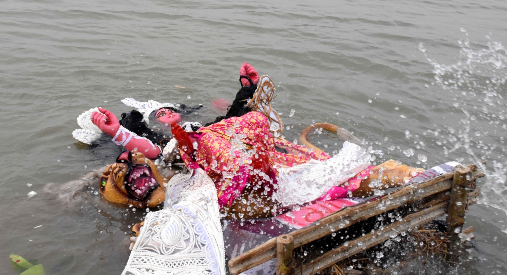 Despite ban, devotees immerse idols in Yamuna