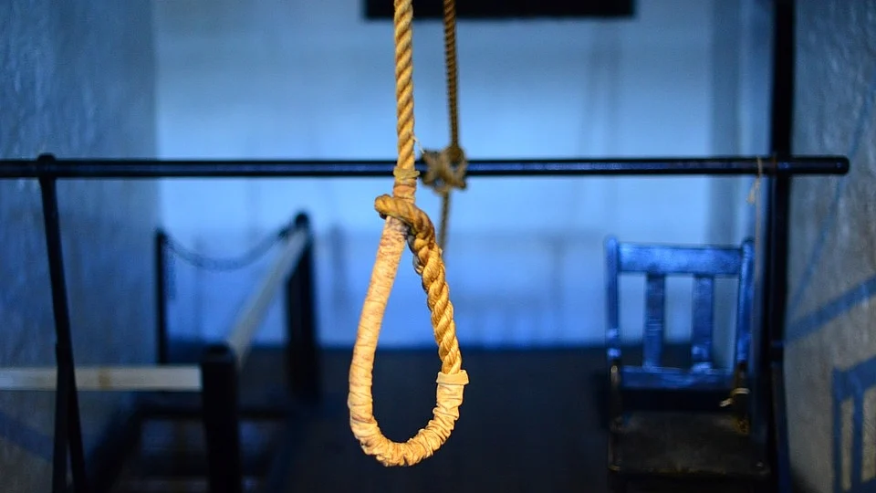 Retired DU professor couple commits suicide