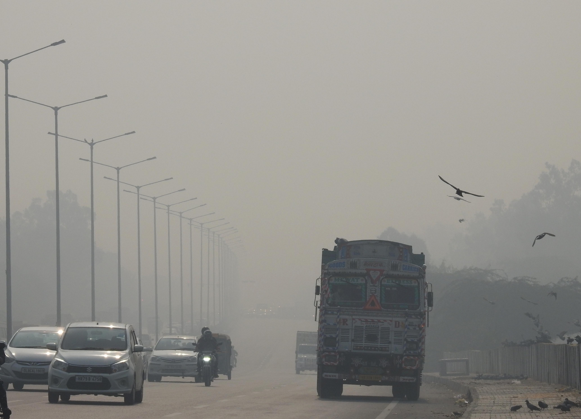 'Closer to create independent task force', SC seeks states' response on worsening Delhi air pollution
