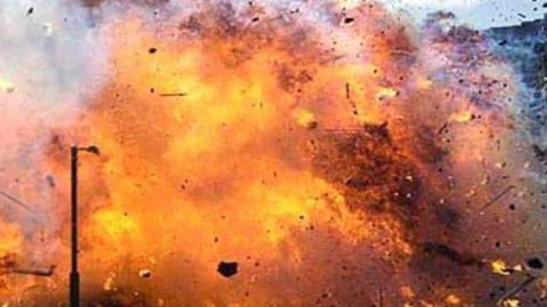 14 injured in Pakistan bomb blast