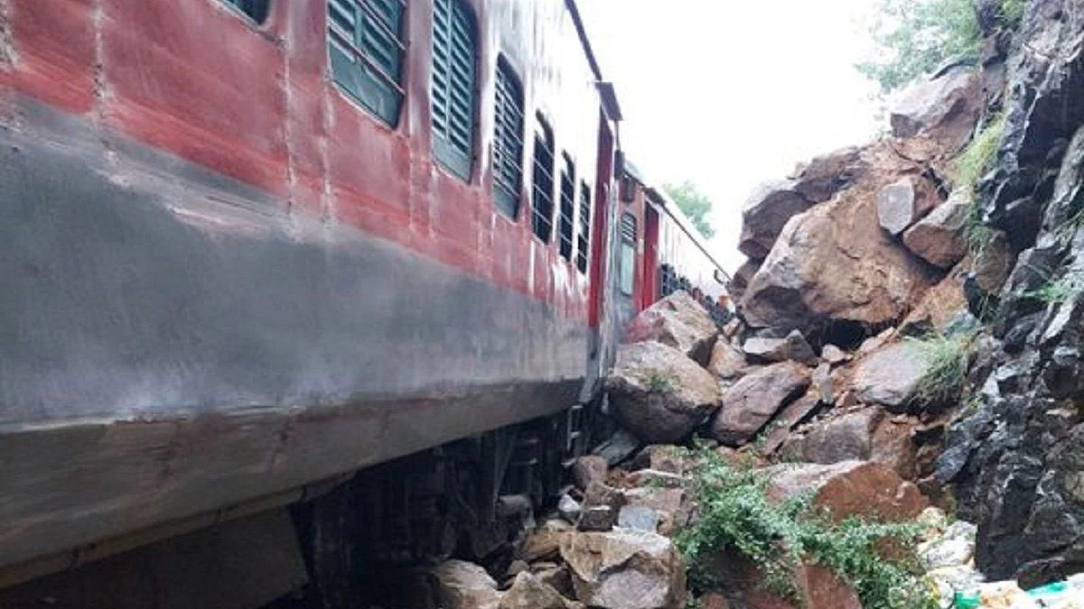 Five coaches of Bengaluru-bound train derail in TN, no casualty reported, says Rlys
