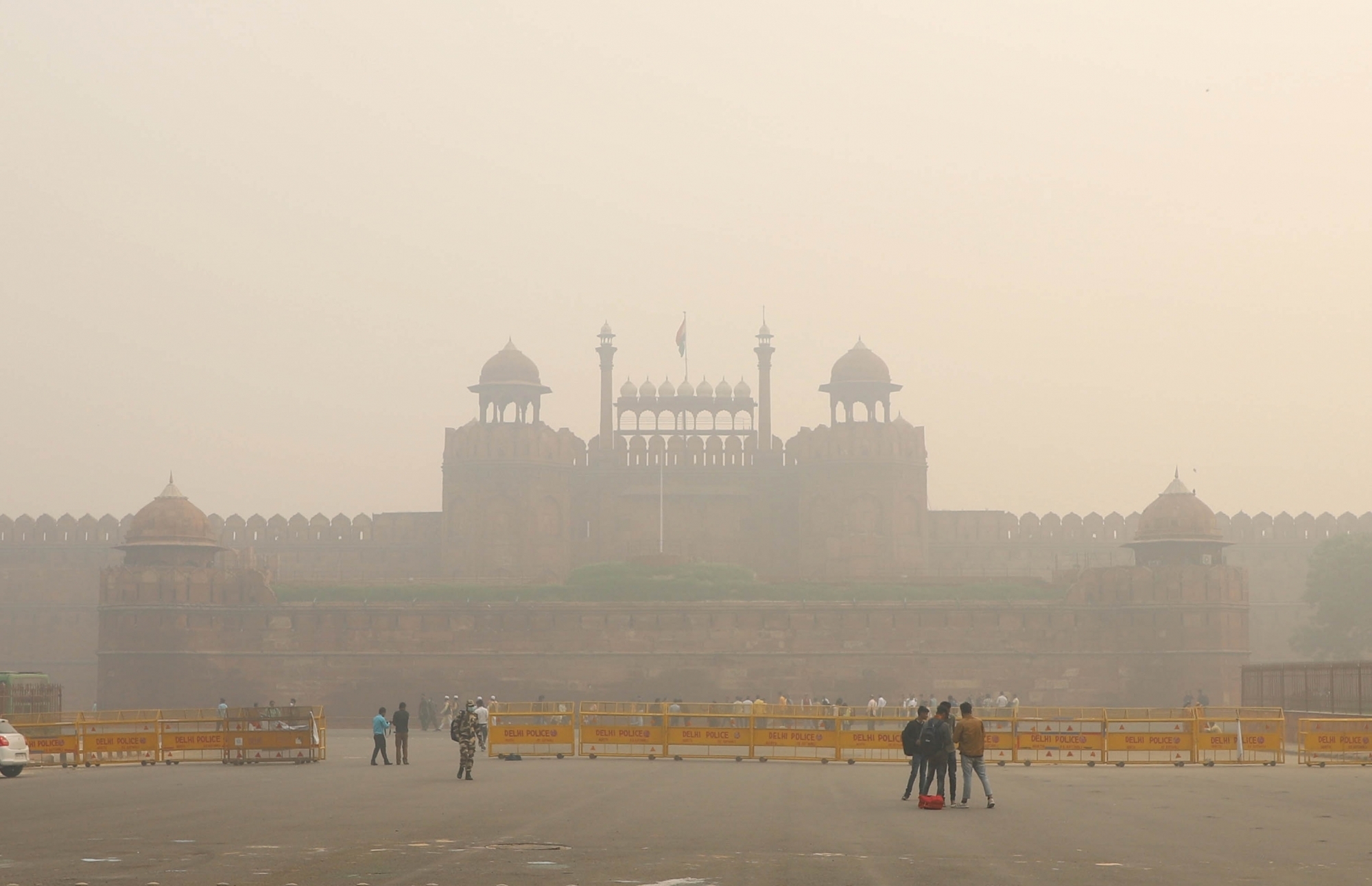 Delhi to experience moderate fog next week: IMD