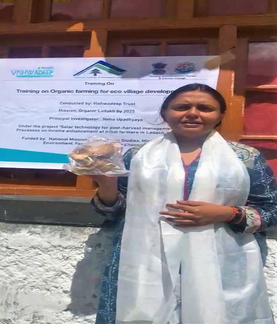 Benefits of mushroom cultivation enthuse women and farmers in Ladakh