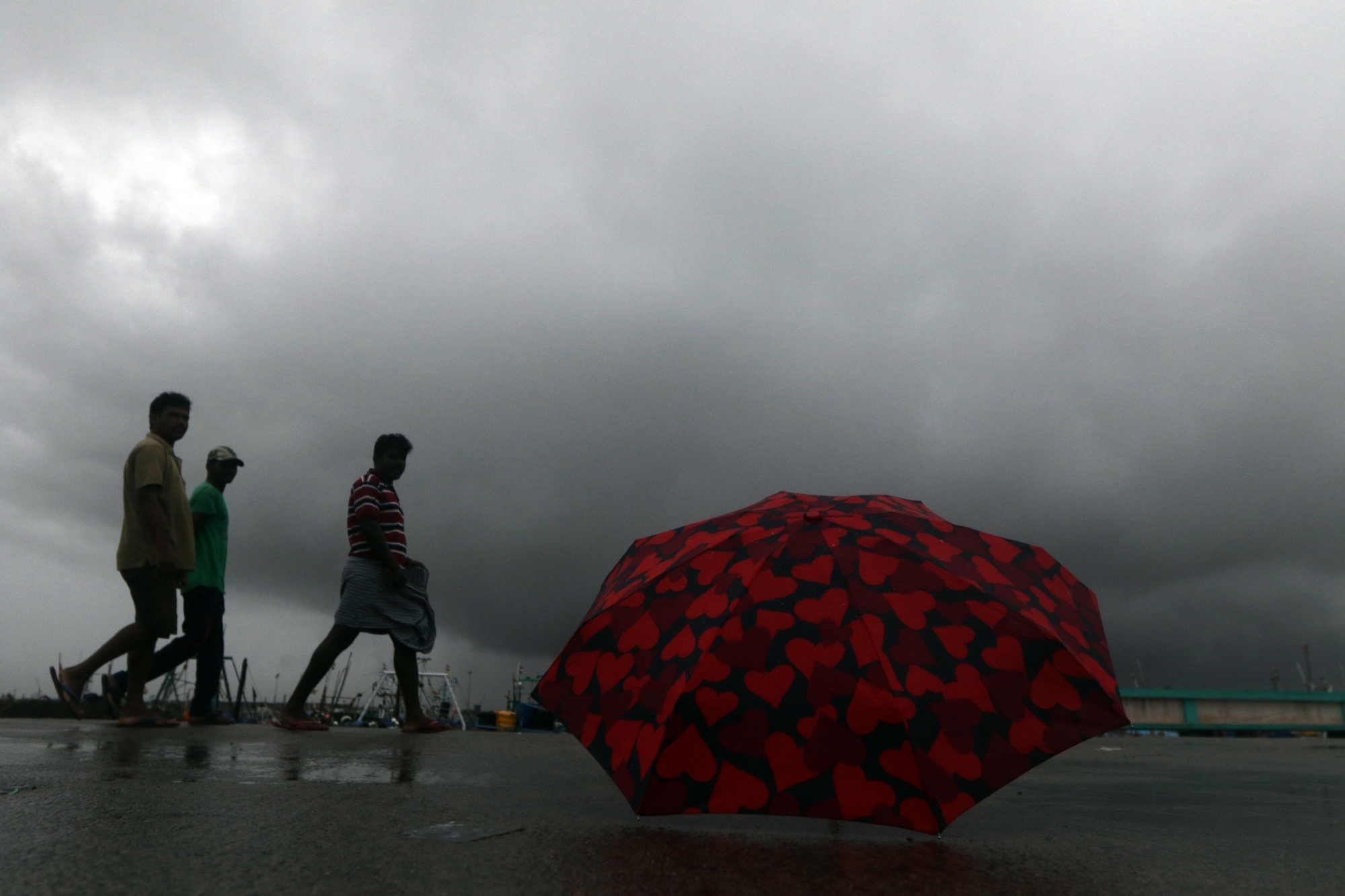 Red alert in Chennai, adjoining districts for heavy rainfall