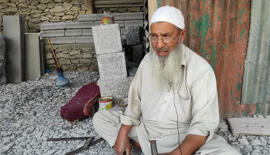 Lockdown Effect: Craftsmen left in the lurch in Kashmir with no help from the state government