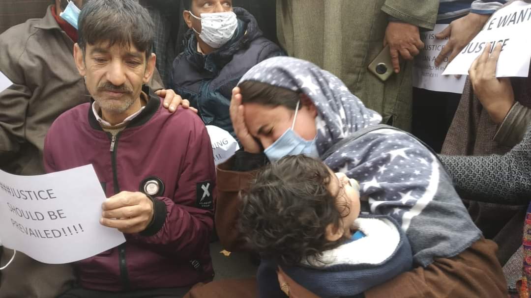 SIT report on Hyderpora encounter nothing but a cover-up, say political parties, kin of those slain