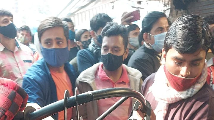 Odd-even scheme implemented in Delhi's Sarojini Nagar market, curb on gatherings