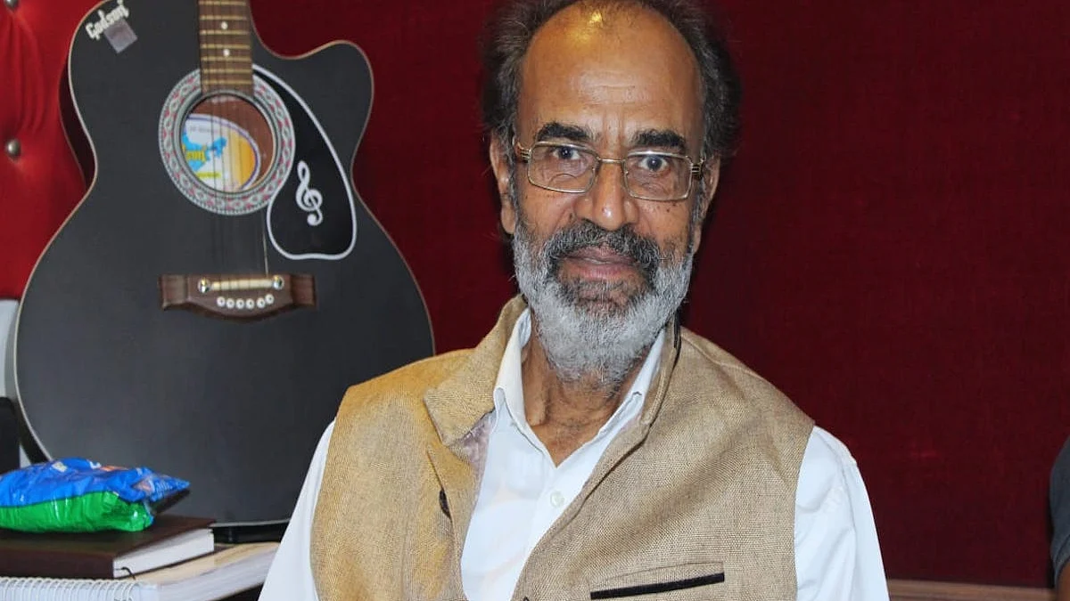 Meet Metro's 'melody man', providing music to weary souls on Delhi roads