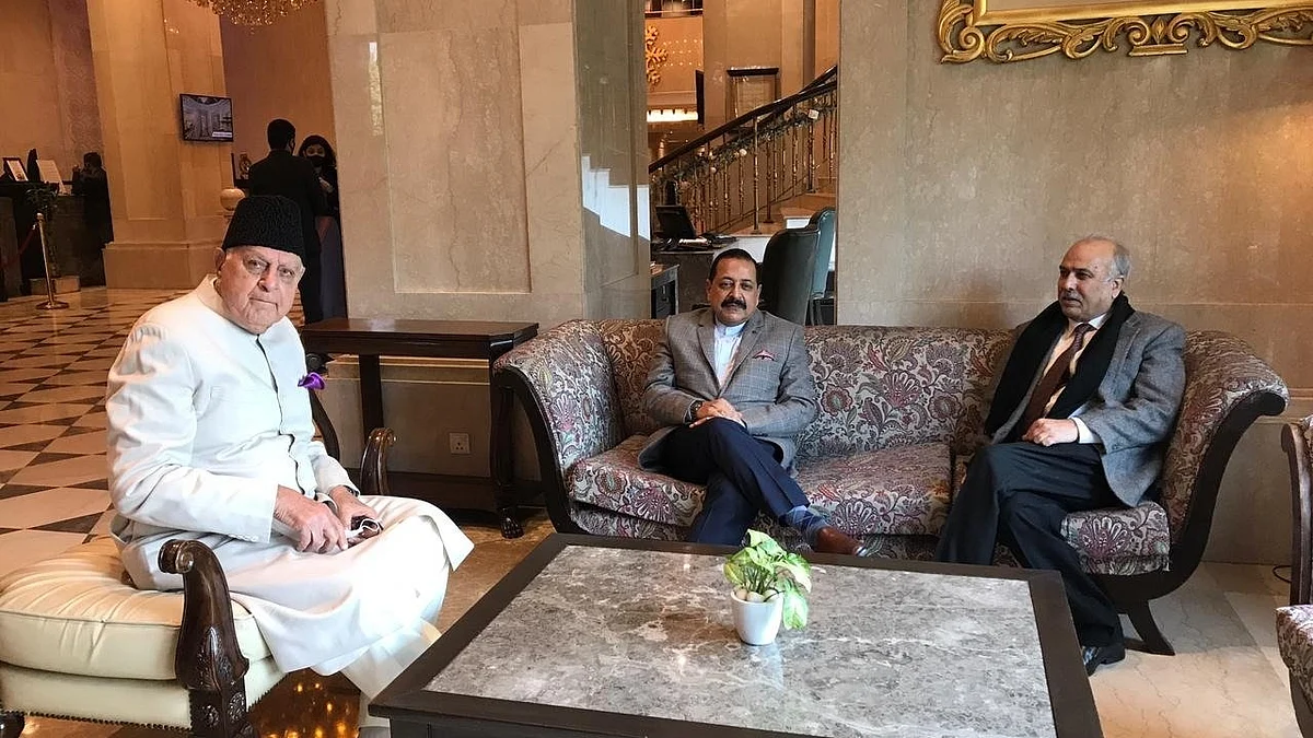 Farooq Abdullah and Masoodi arriving to attend the second meeting of the Delimitation Commission (IANS photo)