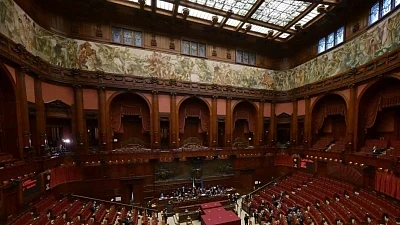 Italy heads towards 7th round of ballots as talks between parties intensify