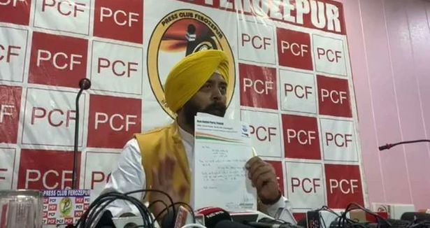 AAP suffers a major setback in Punjab; party candidate from Ferozepur (Rural) quits