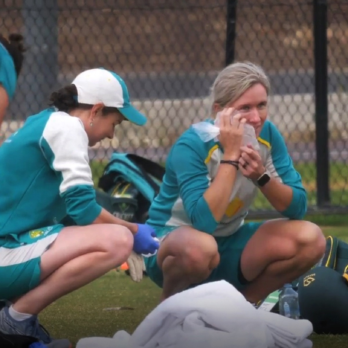 Australian women cricketers stare at home-Test drought after thrilling draw against England