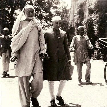 Khan Abdul Ghaffar Khan with Pandit Jawaharlal Nehru