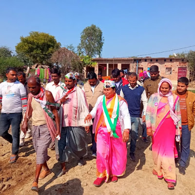 Meet Hemlata Patel of the Gulabi Gang, now a Congress candidate
