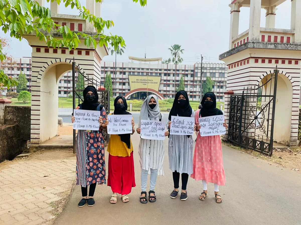 Karnataka: Hijab-wearing students boycott classes; Ameer-e-Shariat's Karnataka bandh call creates a flutter