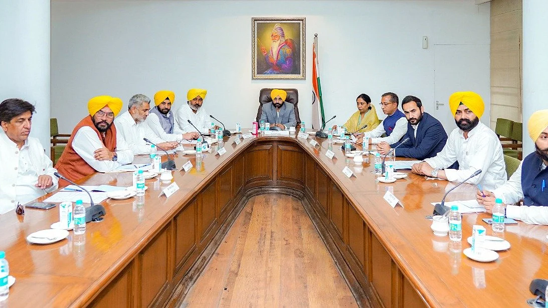 New Punjab Cabinet in its first meeting held on Saturday
