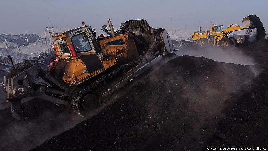 Air quality panel bans use of coal in Delhi-NCR from next year