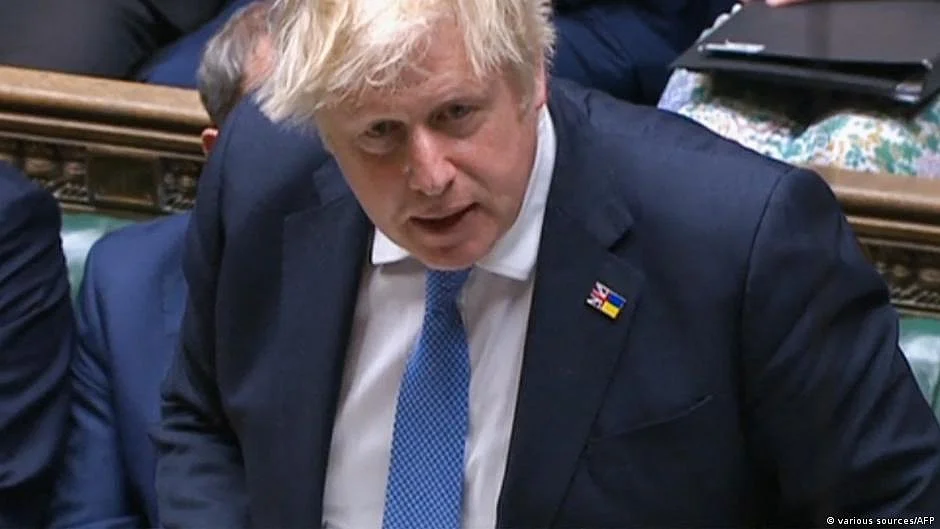 UK lawmakers back probe into PM Boris Johnson (courtesy: DW)