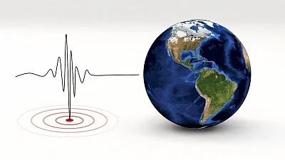 5.2-magnitude earthquake jolts Dhaka