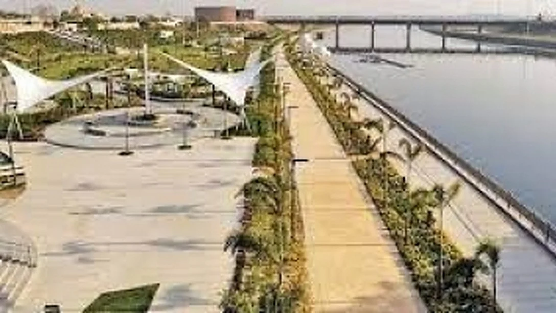 Two ex-IAS officers face heat in UP riverfront scam