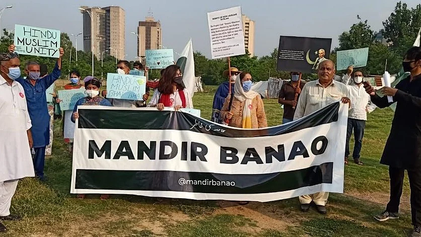Protest in favour of a temple in Pakistan in 2020