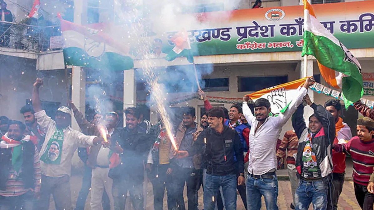 Congress workers celebrate in Jharkhand (file photo for representational purpose)