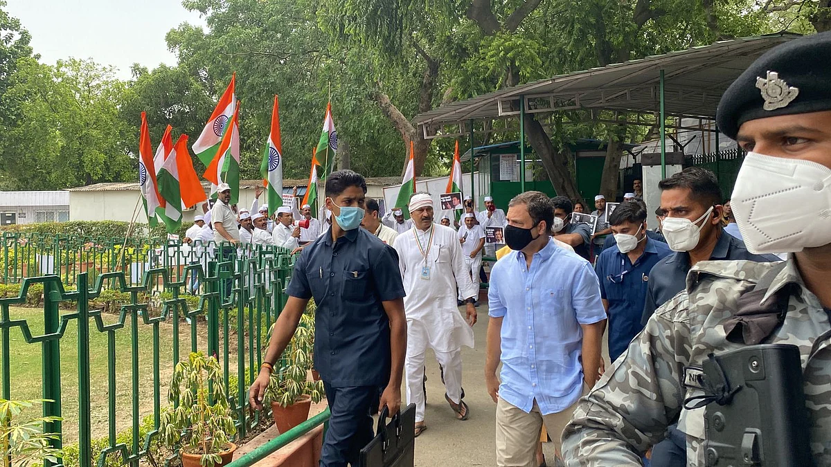 Rahul Gandhi appears before Enforcement Directorate