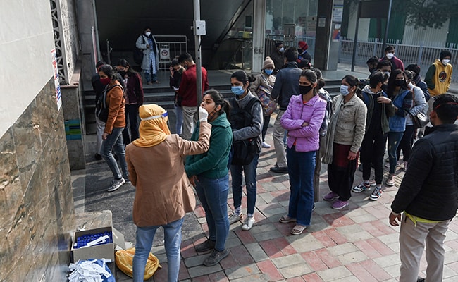 LIVE News Updates: Delhi sees nearly 70% jump in Covid containment zones since June 17