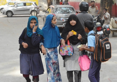 Suspended students shun hijab to attend classes, Karnataka Education Department relieved